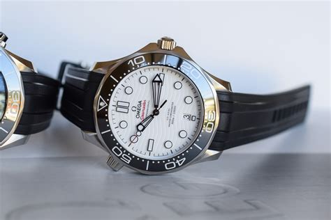 omega seamaster 300m white dial review|omega seamaster diver 300m quartz.